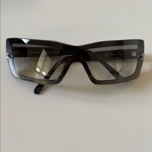 CHANEL Black Rectangular Sunglasses with Gradient Lenses